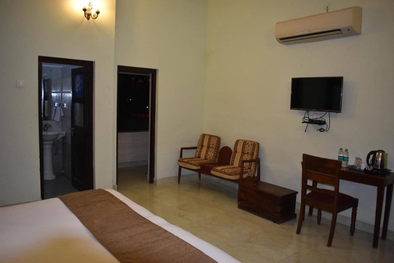 Hotel Nawal Sagar Palace - Būndi Екстериор снимка