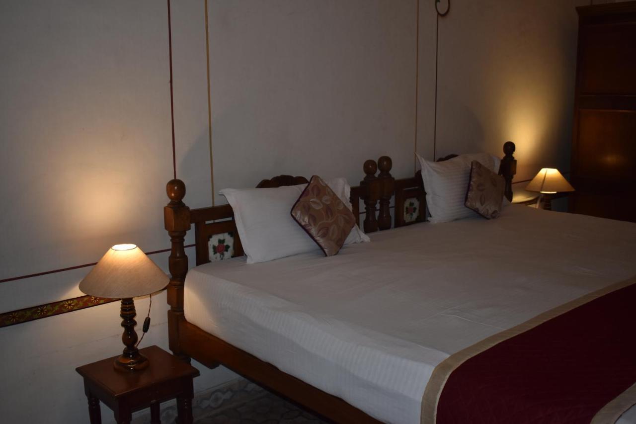 Hotel Nawal Sagar Palace - Būndi Екстериор снимка
