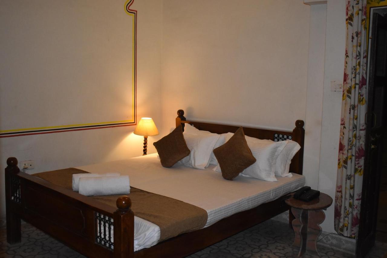 Hotel Nawal Sagar Palace - Būndi Екстериор снимка